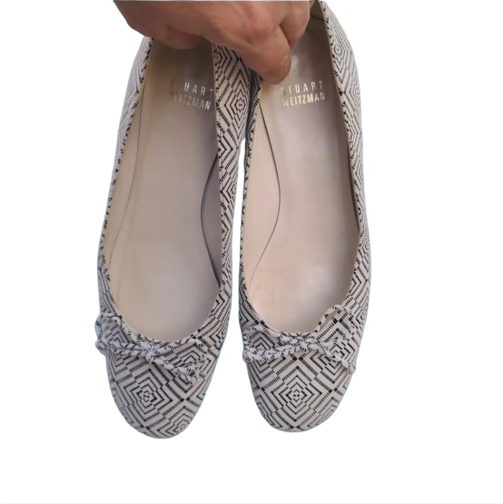 STUART WEITZMAN Leather Ballet Flats 8 Geometric Bows Stone Suede Rare