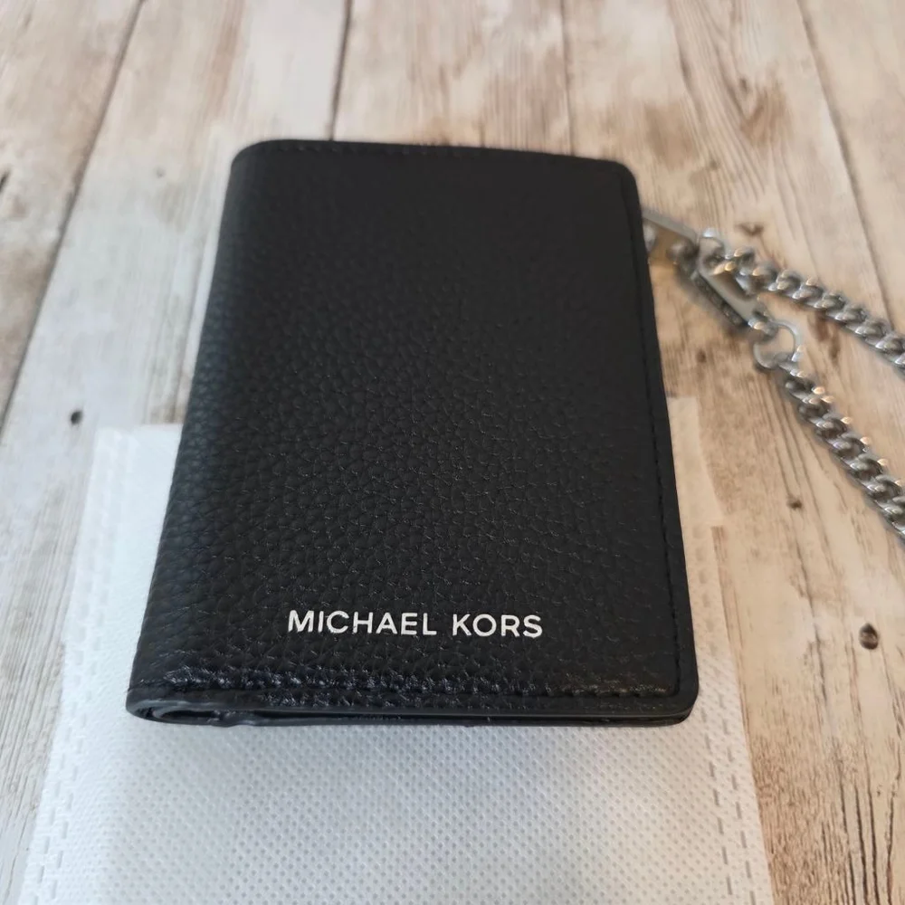 Michael Kors slots appears