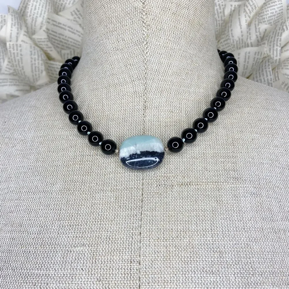 unknown black blue