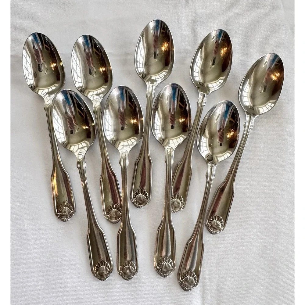 Oneida Classic Shell Cube Stamp Heirloom Flatware Lot 28 Pc Serving Pieces