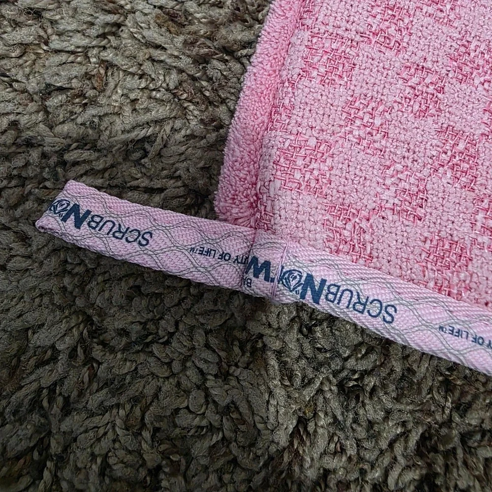 New Norwex Bathroom Scrub Mitt 2-in-1 Microfiber Cleaning Sponge Pink BacLock