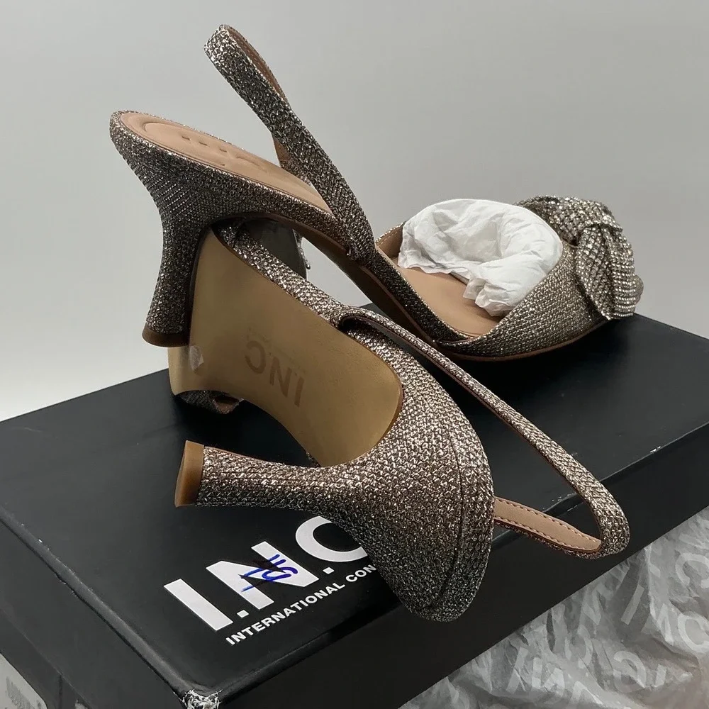 INC International Concepts feature metallic