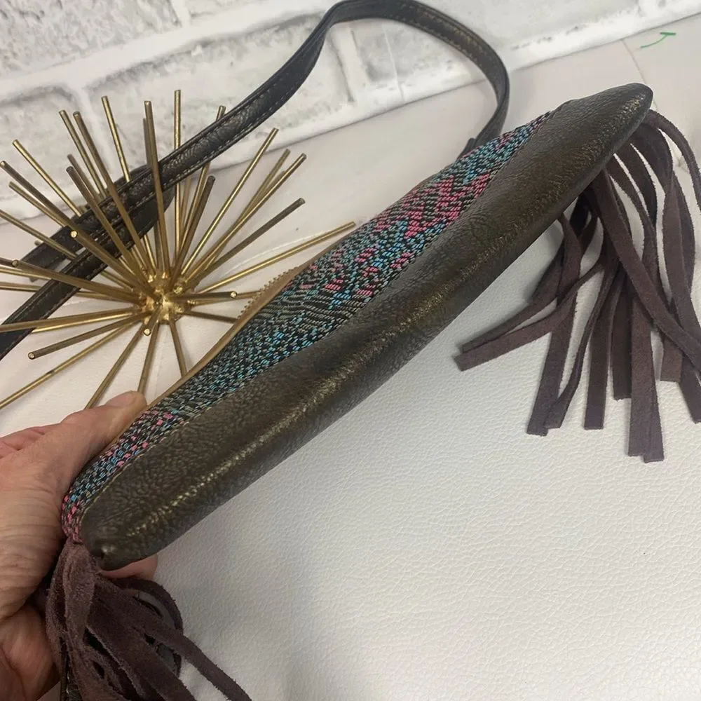 gorgeous crossbody