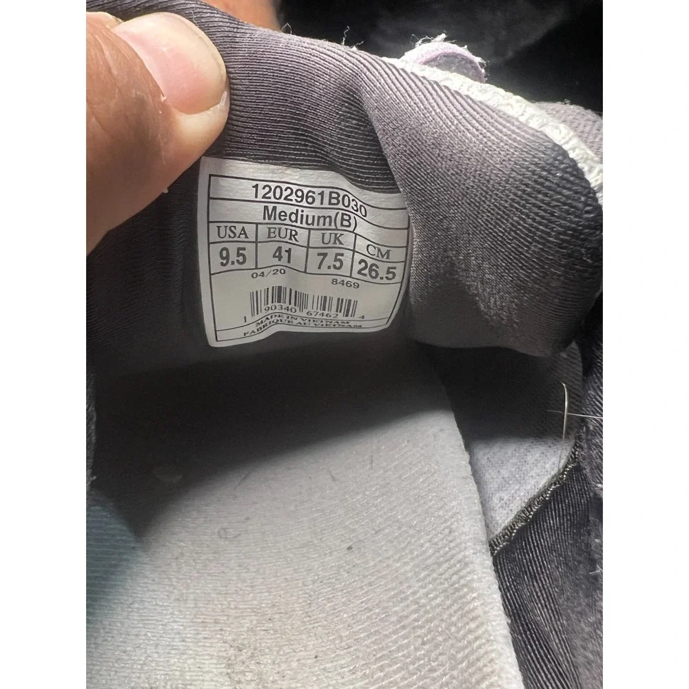 Brooks Adrenaline GTS 20 1202961B030 Womens US 9.5 B Running Shoes Gray Sneakers