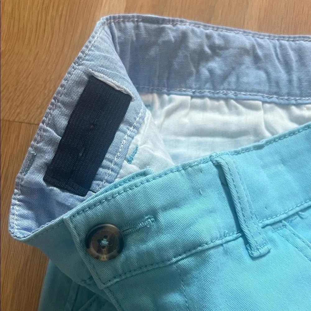 Tommy Hilfiger vibrant blue