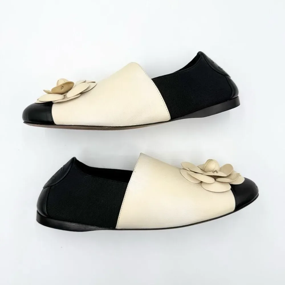 Chanel Camellia Cap Toe Flats Loafers Black Ivory Leather CC Logo Shoes