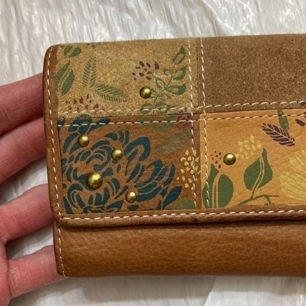 Fossil gently used