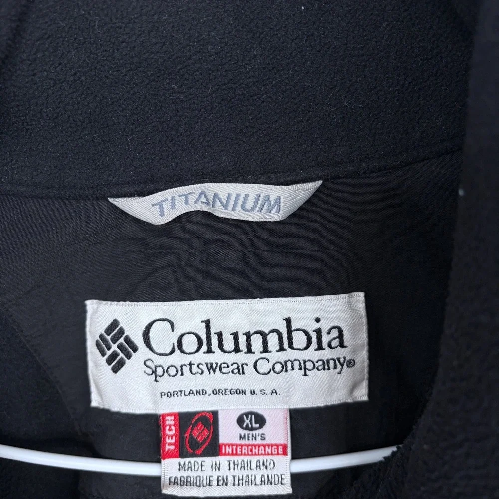 Columbia Sportswear Company size xl