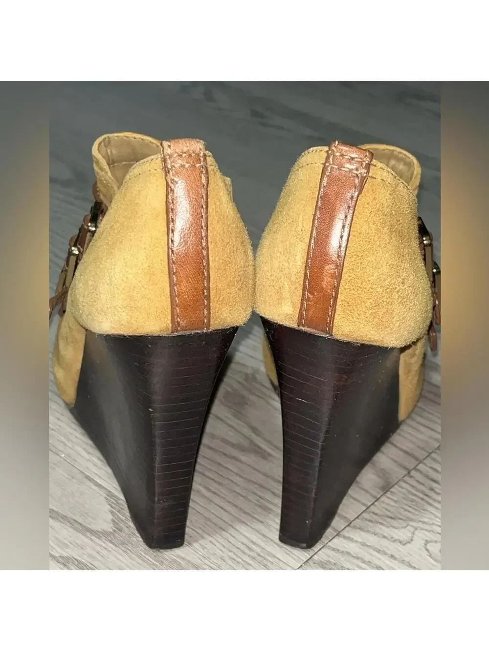 Tory Burch Gabriel High Wedge, Size 7M