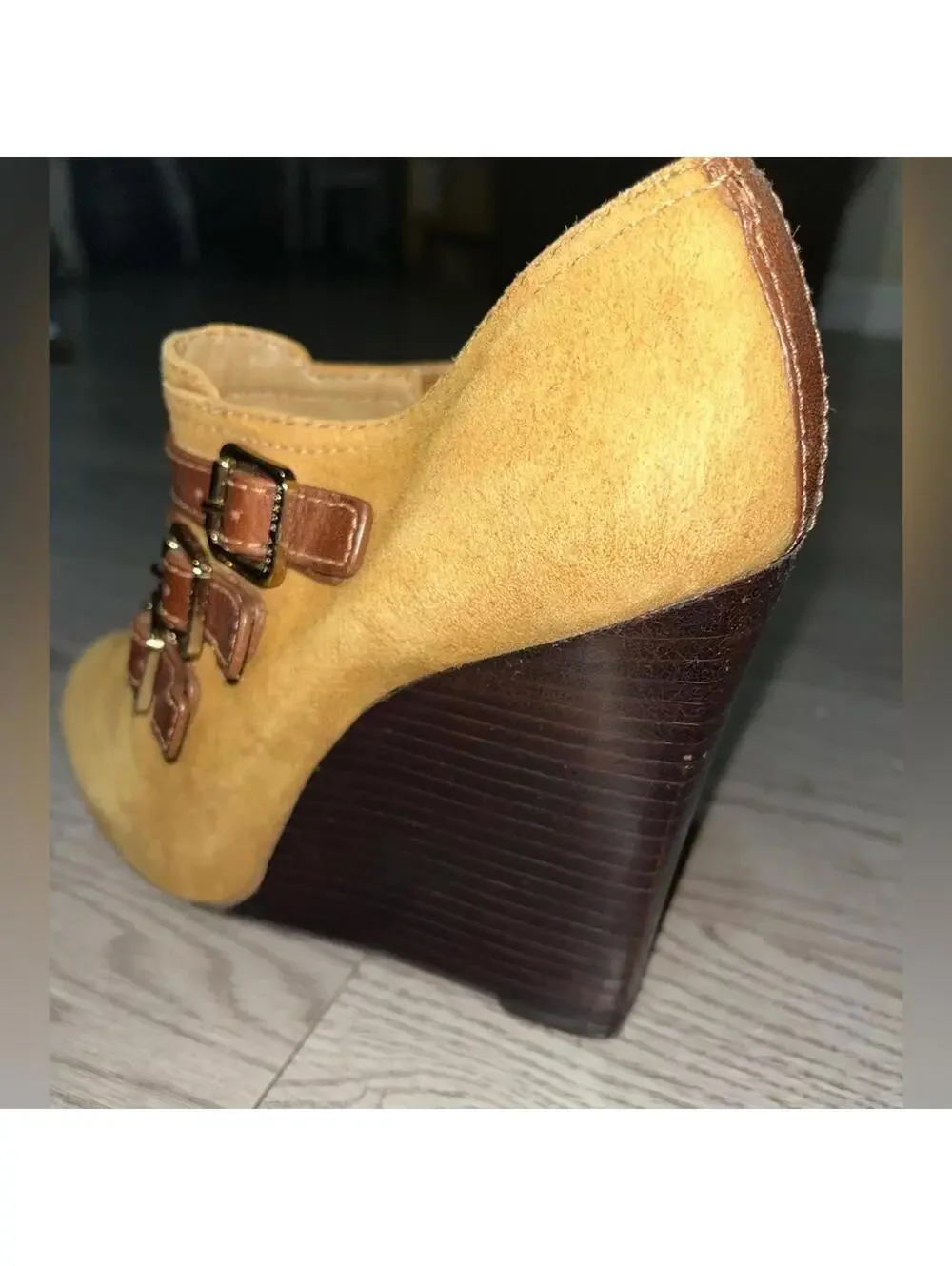 Tory Burch Gabriel High Wedge, Size 7M