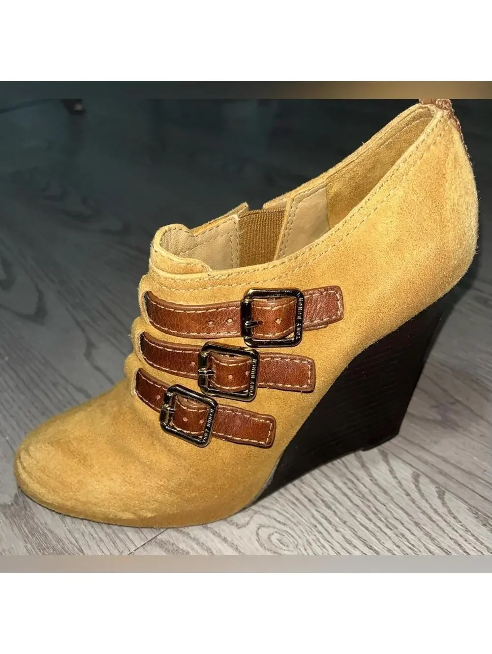 Tory Burch Gabriel High Wedge, Size 7M