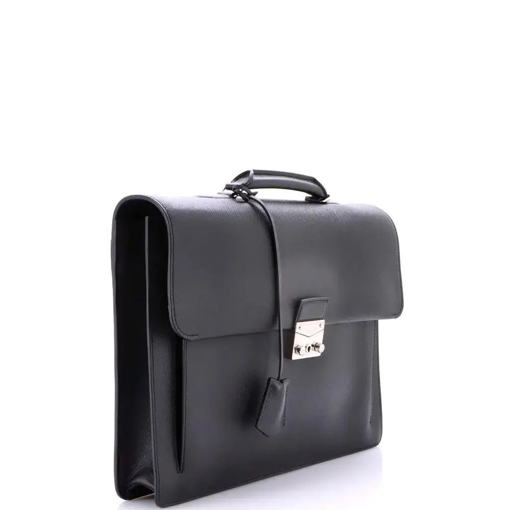 Louis Vuitton introducing louis