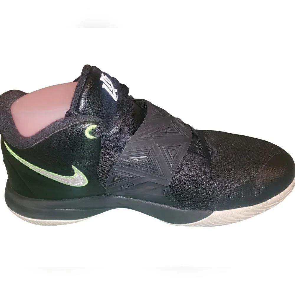 Nike couple tiny
