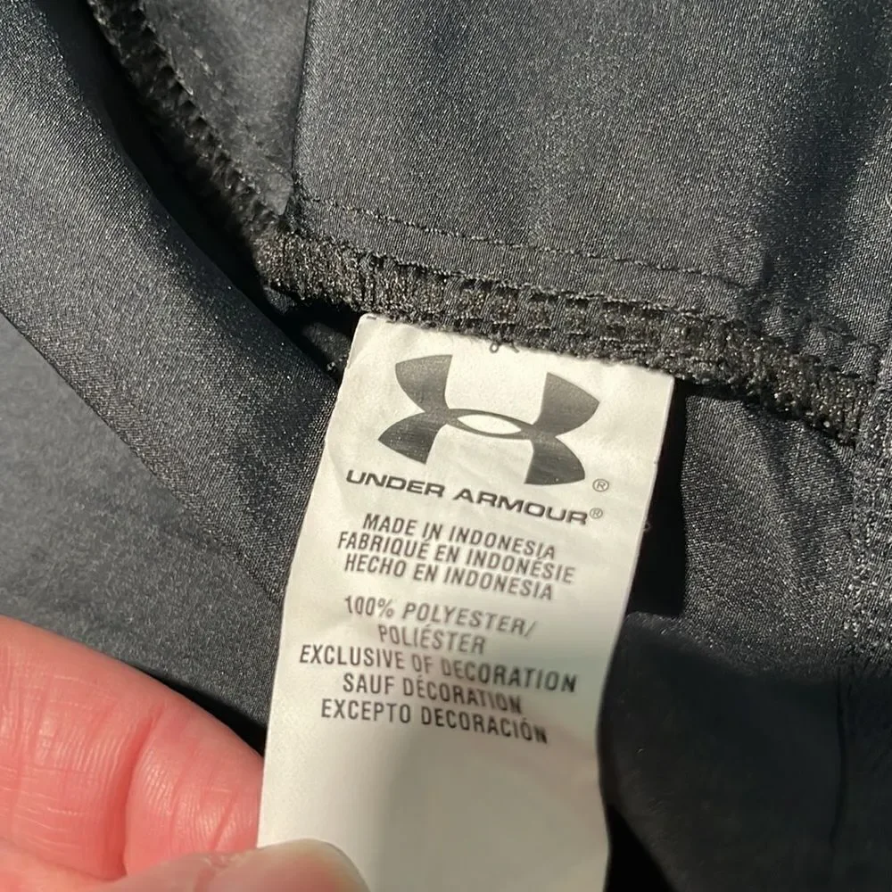 𝅺Under Armour All Season Gear Running Jacket Sz S