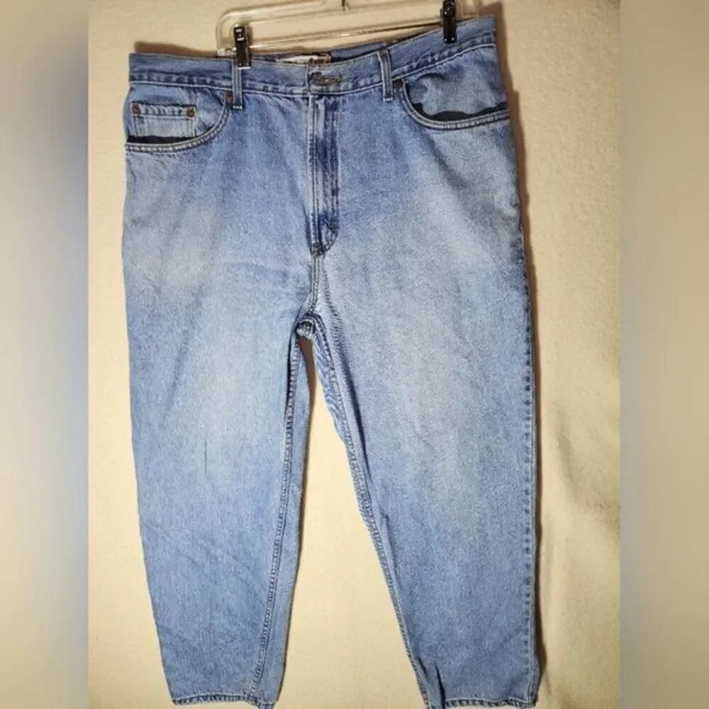 ‎Vintage 560 Levi's Jeans size 40/32
