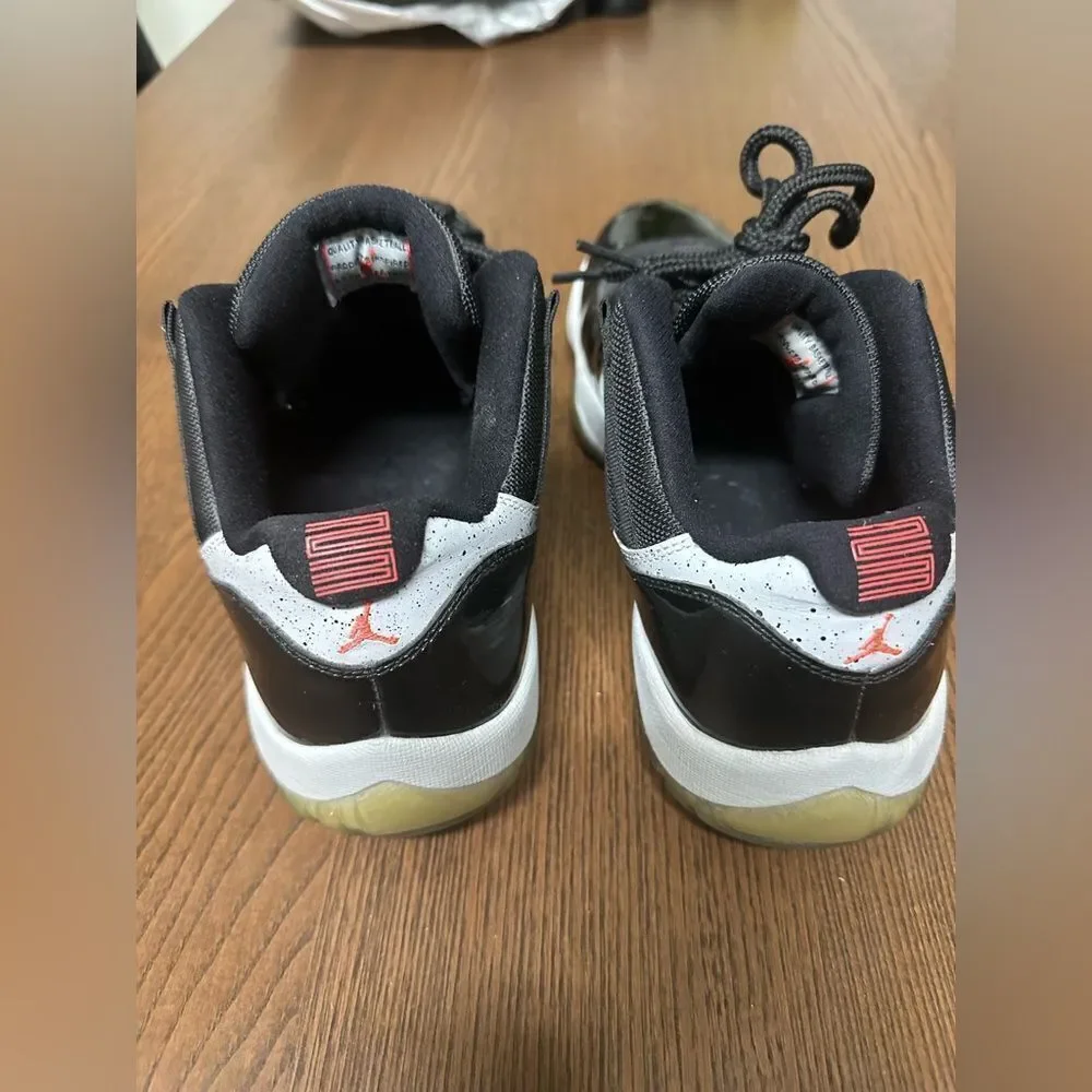 Jordan size 10
