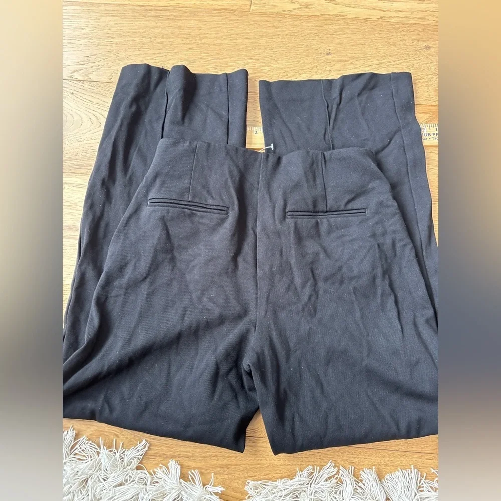 Ann Taylor excellent ribbed