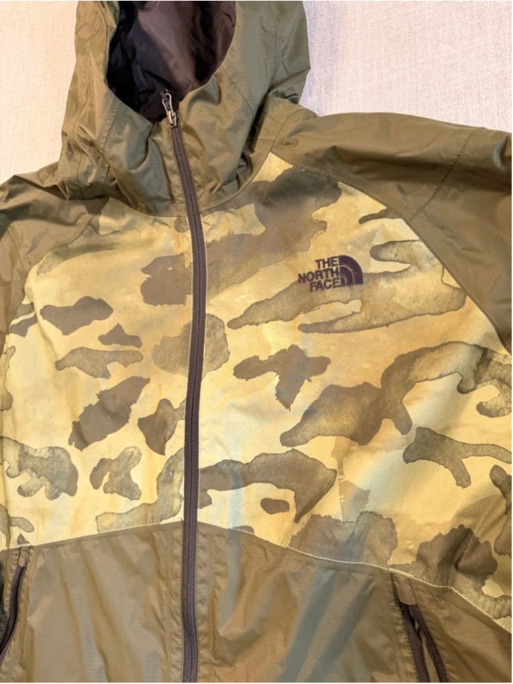 The North Face boreal rain