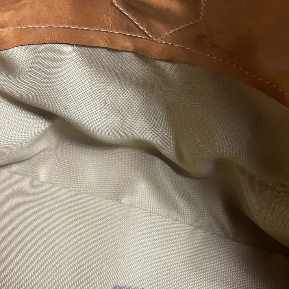 No brand classic tan