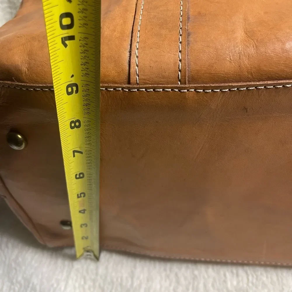 No brand classic tan