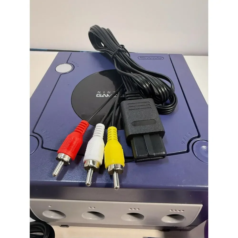 Nintendo Gamecube Purple Console Purple Controller AC AV Bundle NTSC-U/C A