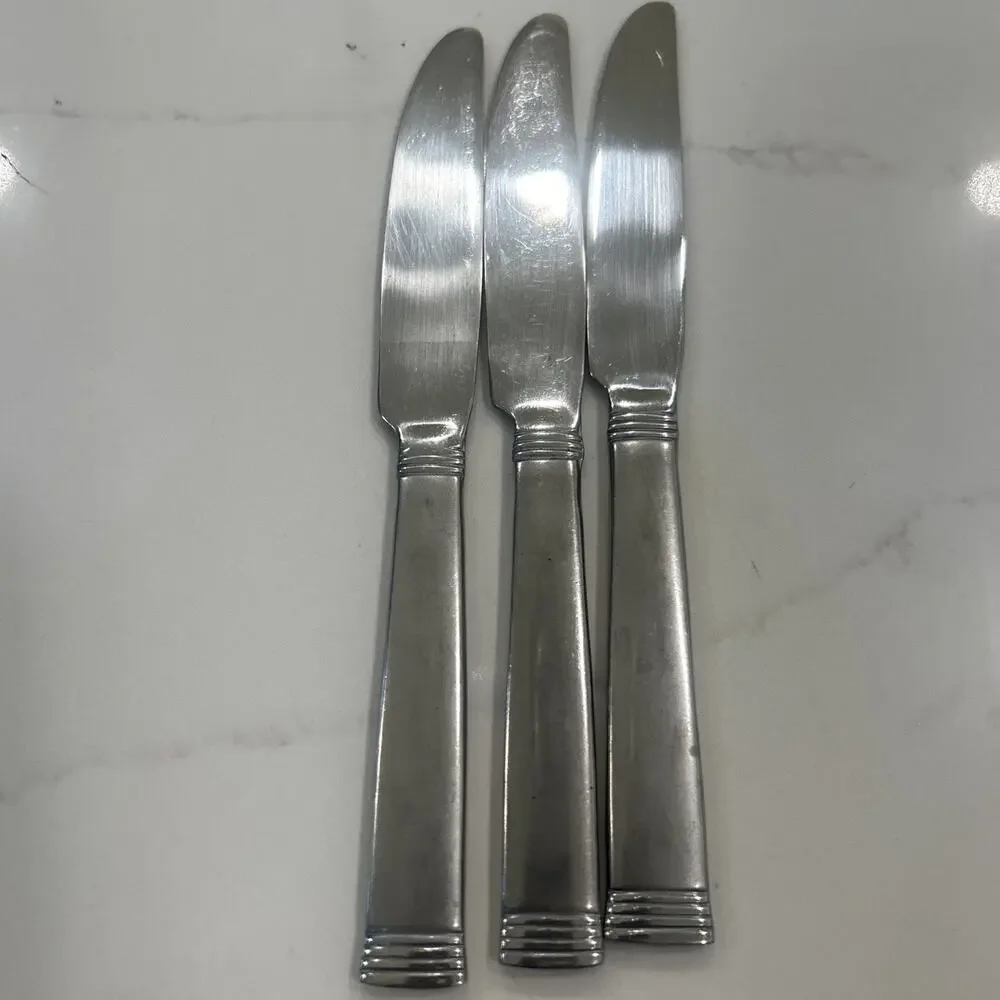 Vtg Wallace NAPOLI-FROST Stainless 18/10 Set of 3 Flatware 8.5” Dinner Knives