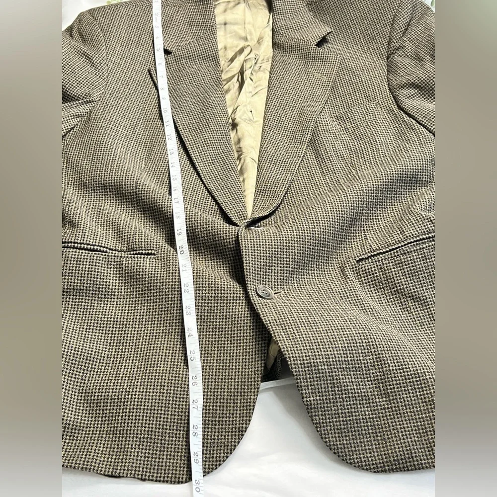 Haggar Vintage Men's Blazer Jacket Size 44L Brown Tweed Wool Blend Sport Coat