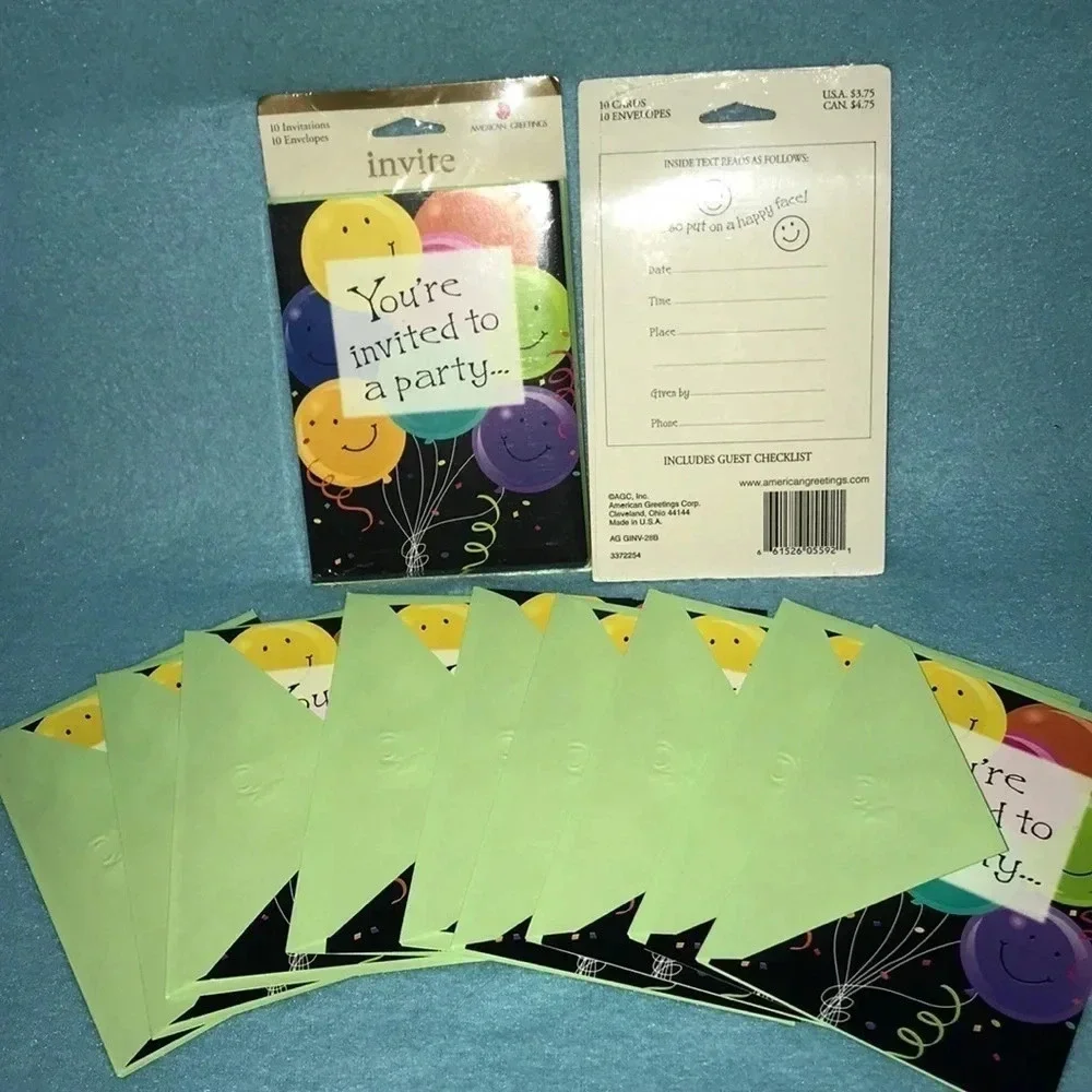 PARTY invitations Smiley face