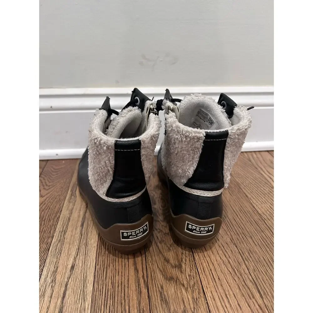 sperry women