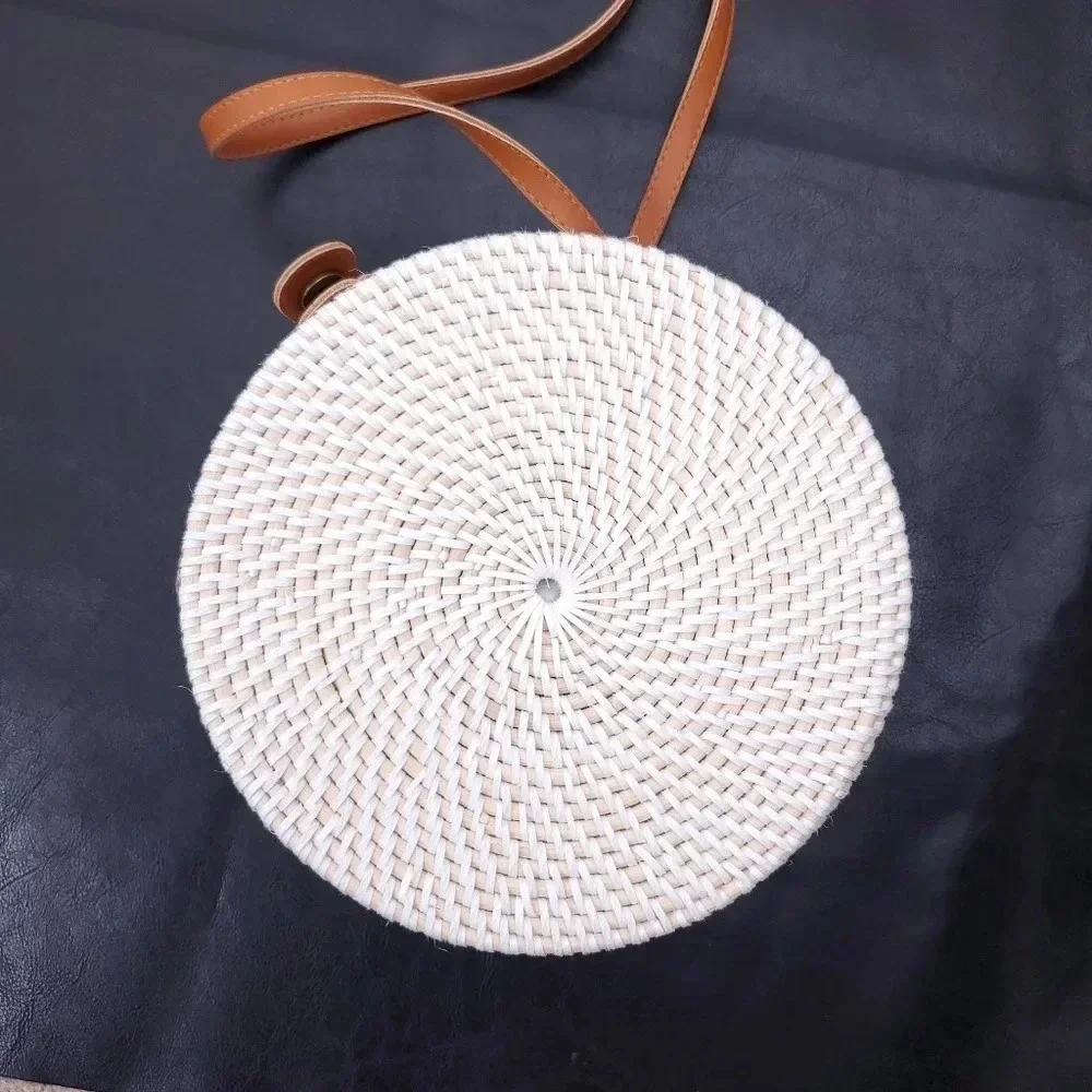 No Brand white under
