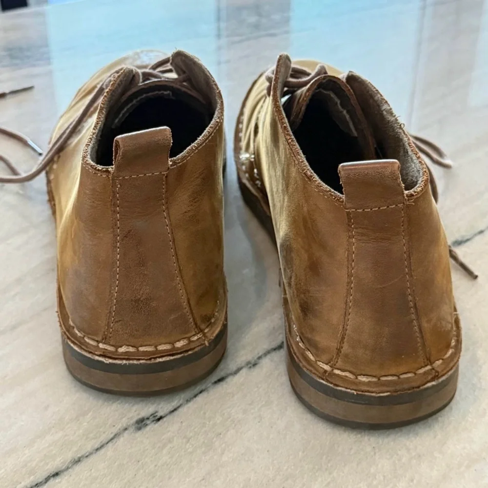 The Hues classic vintage