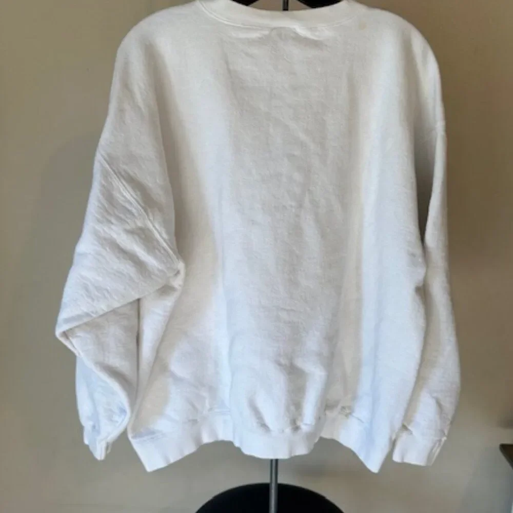Rare Vintage 90s Nike Town Chicago Embroidered Sweatshirt 8553