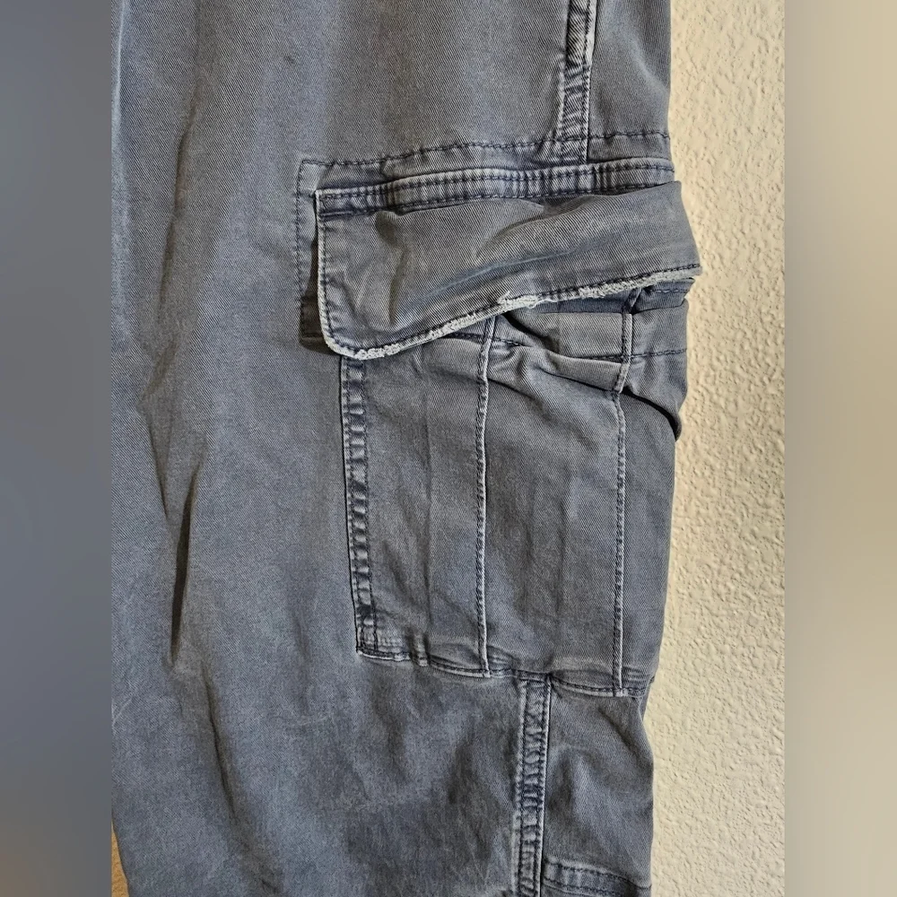 American Eagle Outfitters comfortable blue