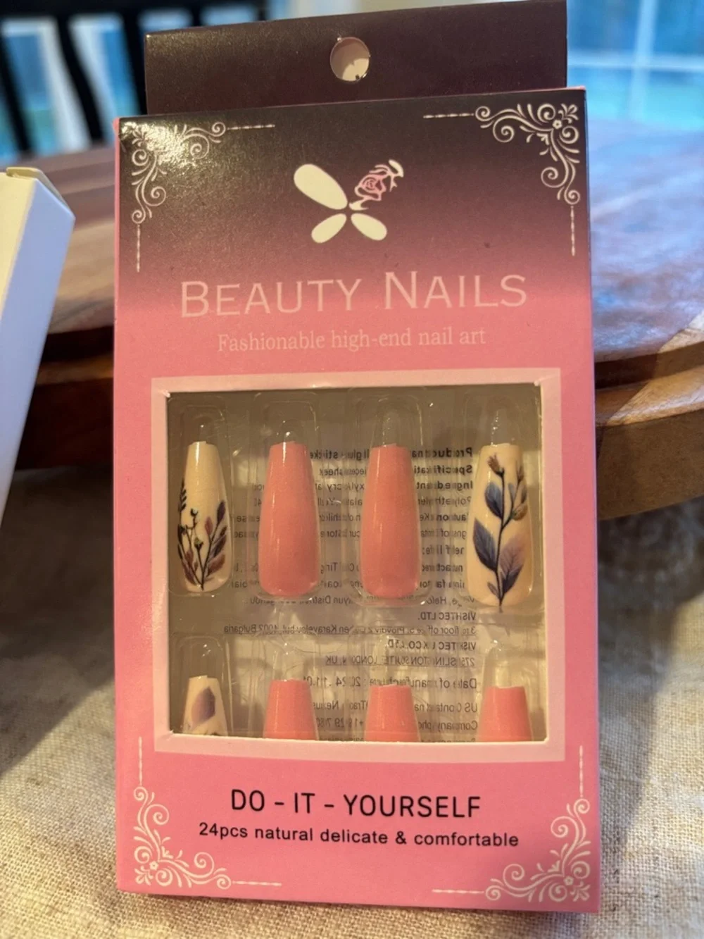 Beauty‎ Nails. Pink and Blue Press-On Nail Sets - DO-IT-YOURSELF