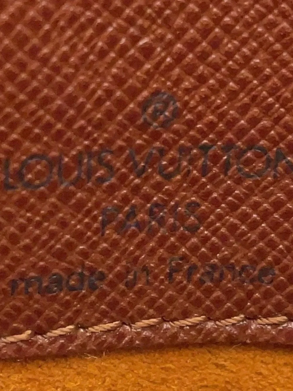 Louis Vuitton preowned interior oxidation