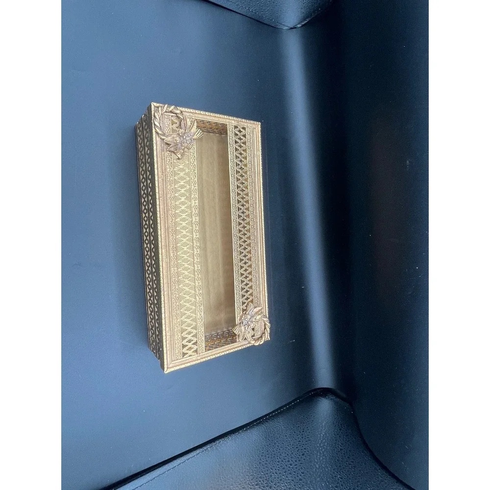 Mid Century Tissue Dispenser Gold Metal 1960s‎ Bathroom Decor Hollywood Regency