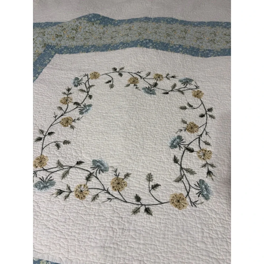 The Unbranded Brand beautiful vintage
