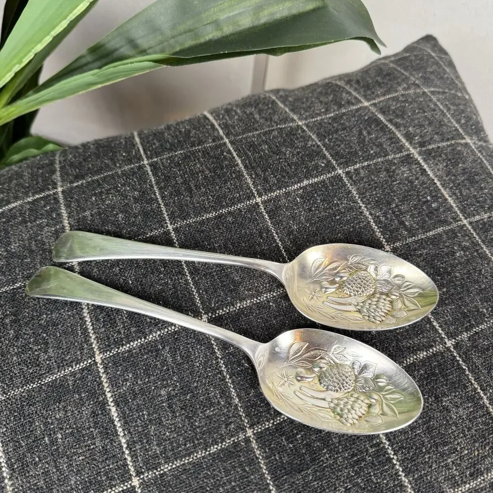 Vintage‎ EPNS A Sheffield England Silver Plate Berry & Fruit Large Spoons 9”