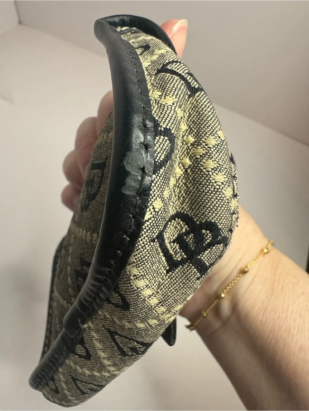 Dooney & Bourke dooney bourke
