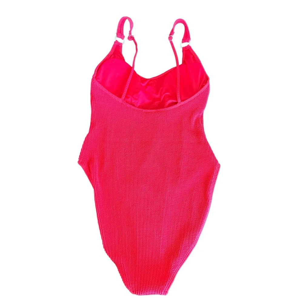 Bikini Bliss very ensures orangy