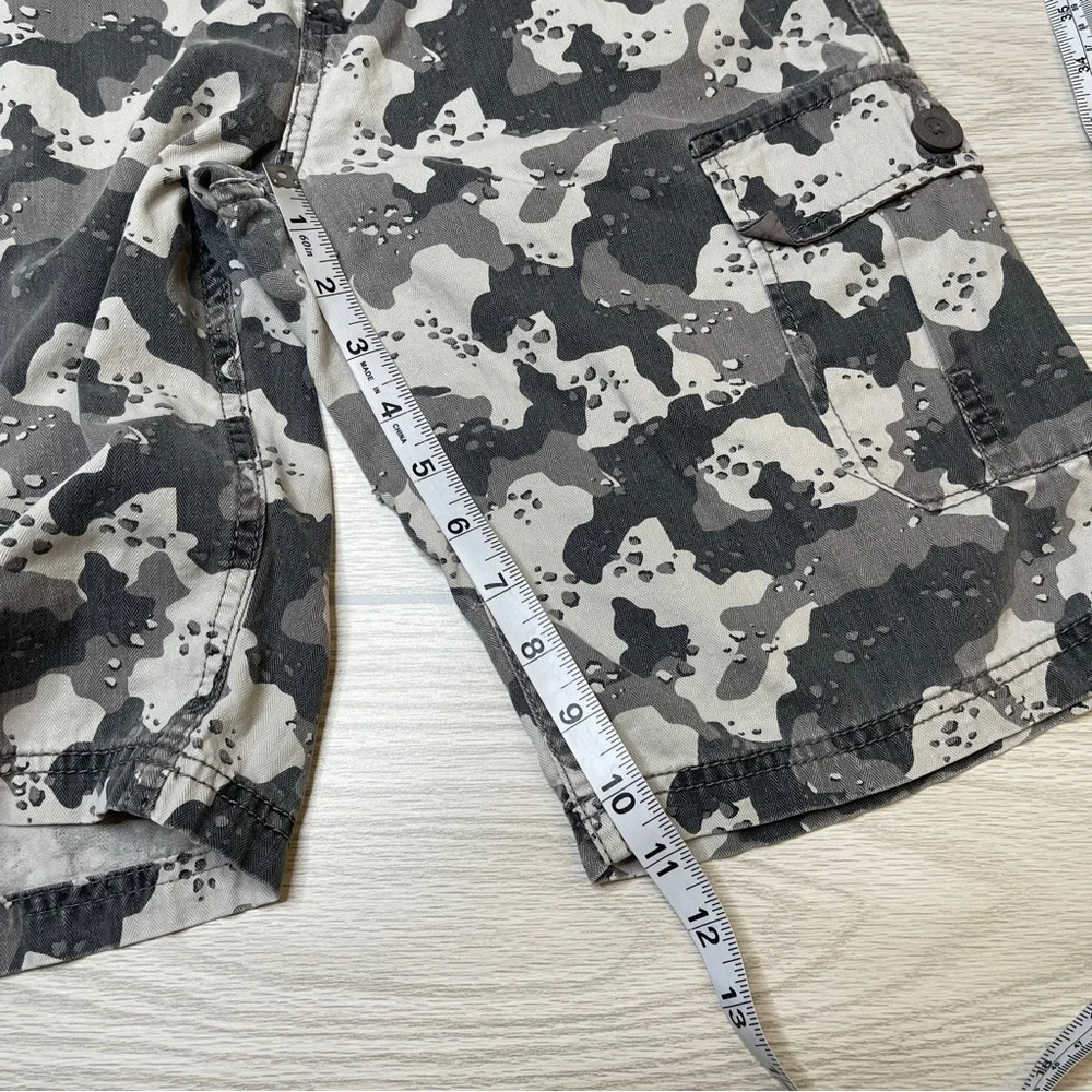 Levis levi’s gray