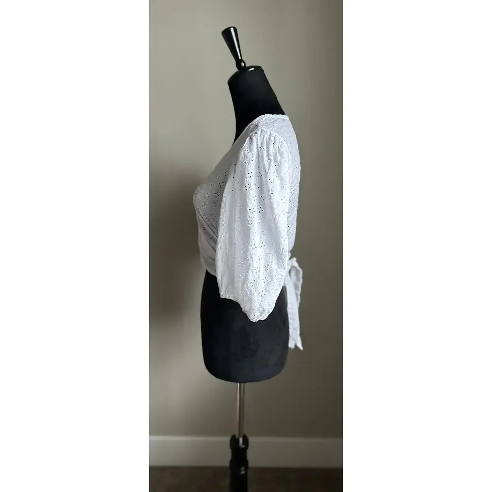 ABERCROMBIE AND FITCH White Cotton Eyelet Puff Sleeve Cropped Top Size S