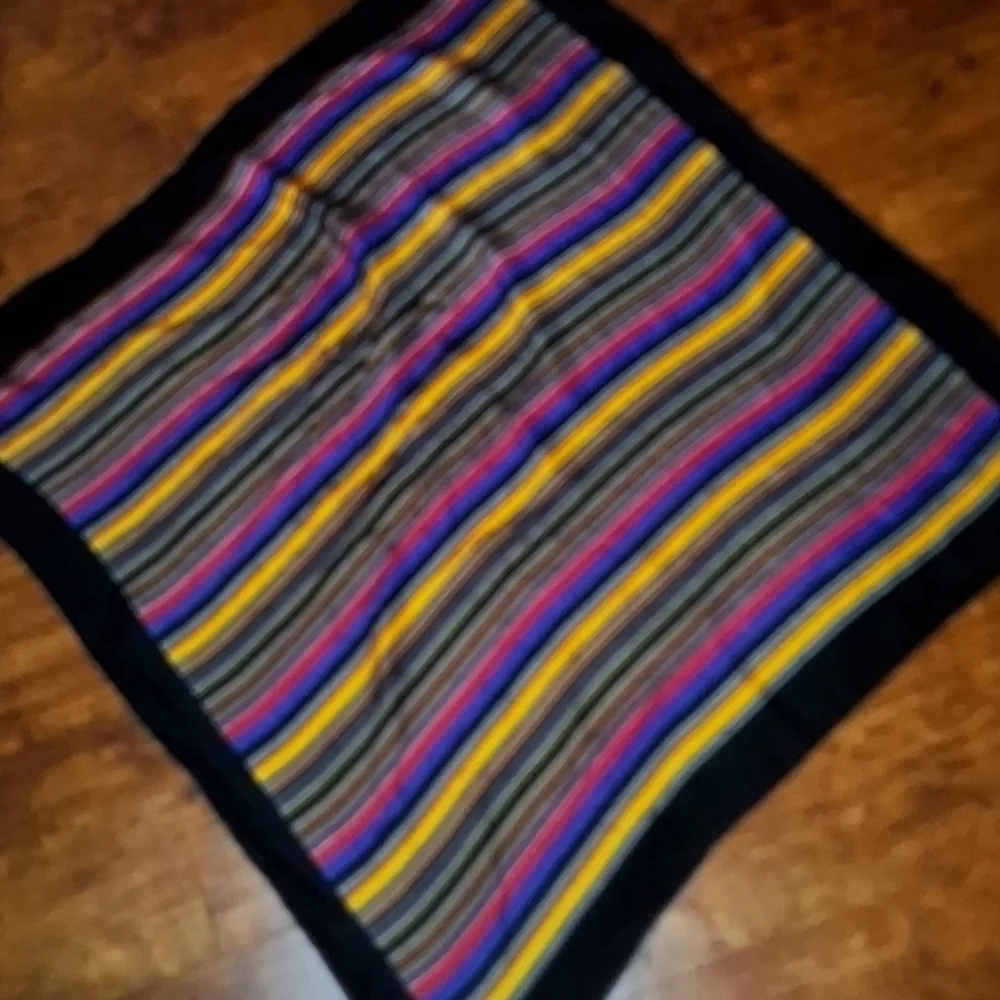 N/A vibrant scarf