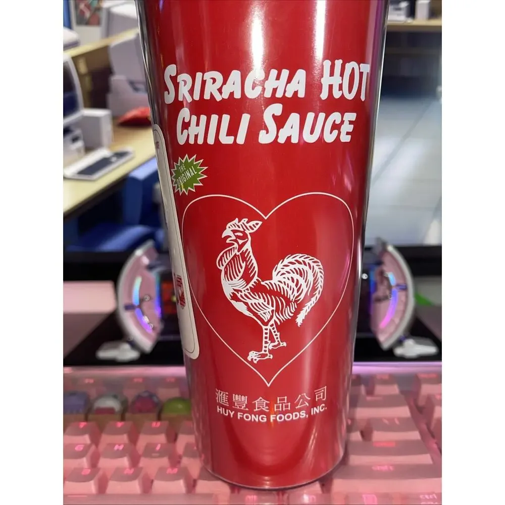 Sriracha Tumbler & 4 Socks Set Straw Crew Ankle Huy Fong Rooster Hot Chili Sauce