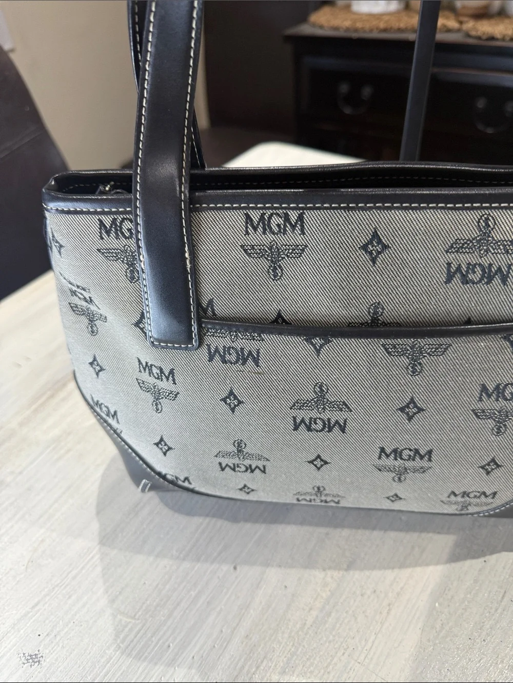 MGM mcm beige