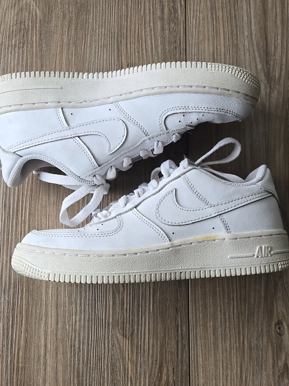 Nike Air Force 1 White Sneakers