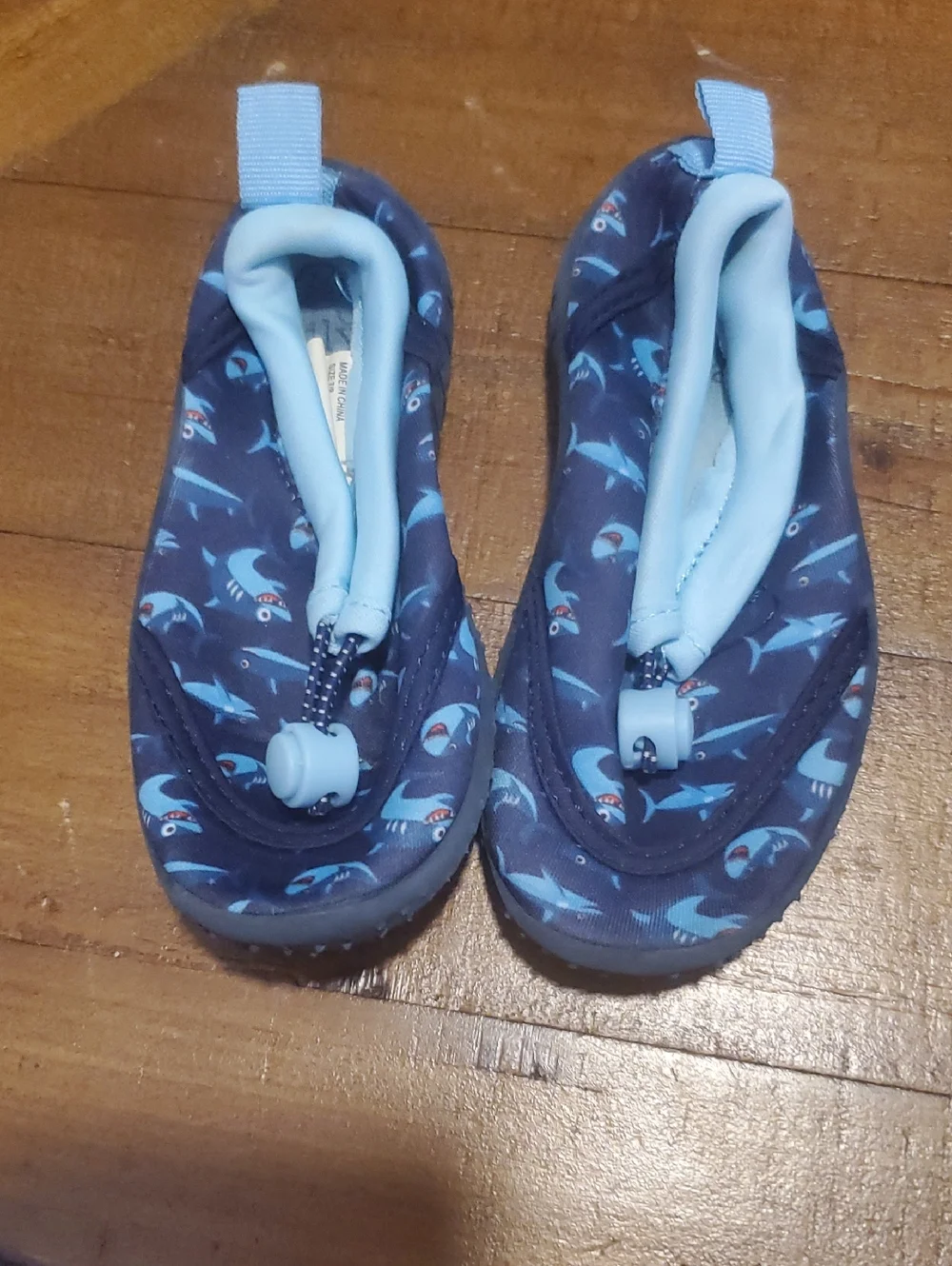 🐻  Kids Shark-Print Water Shoes in Navy & Light Blue