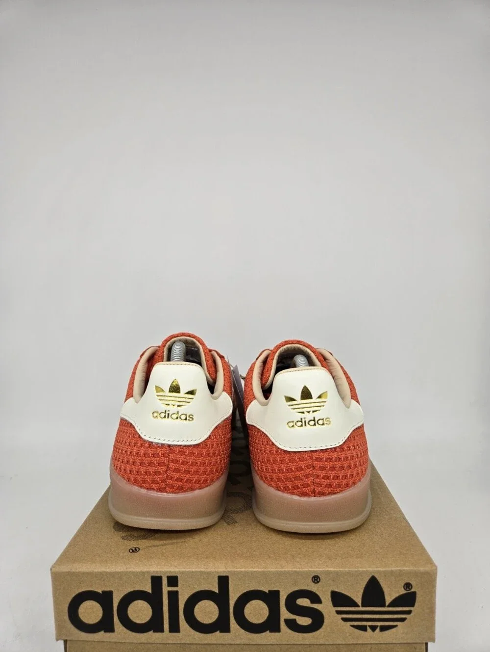 adidas Men's Gazelle Indoor JS0713 Glow Amber Off White Shoes Size 11.5 New