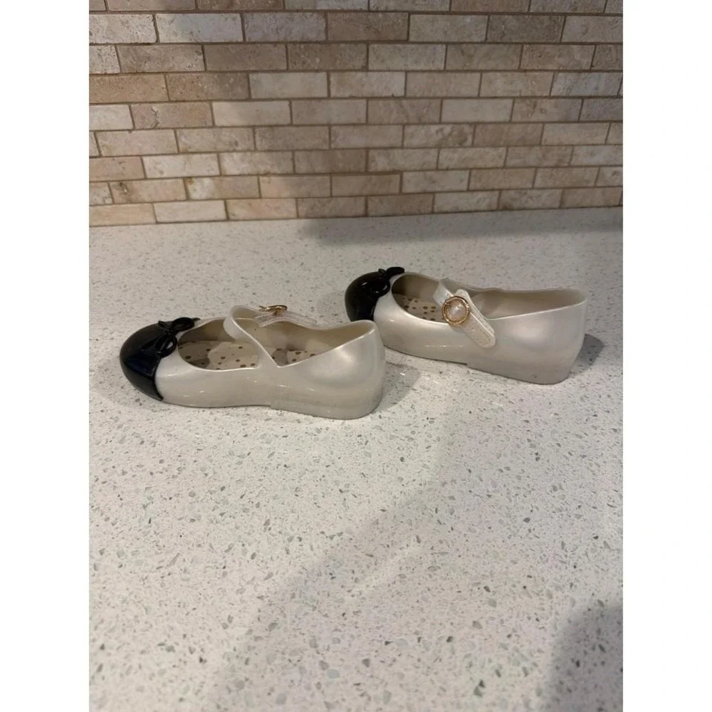 Mini Melissa‎ Sweet Love Flats Girls Black White