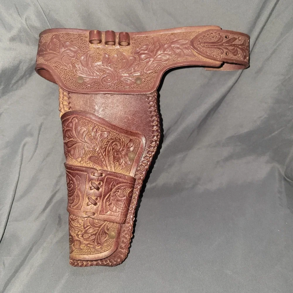 Vintage Western Cowboy Brown Toy Cap Gun Holster Belt